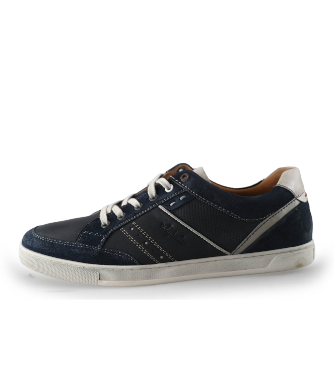 Australian Sneaker