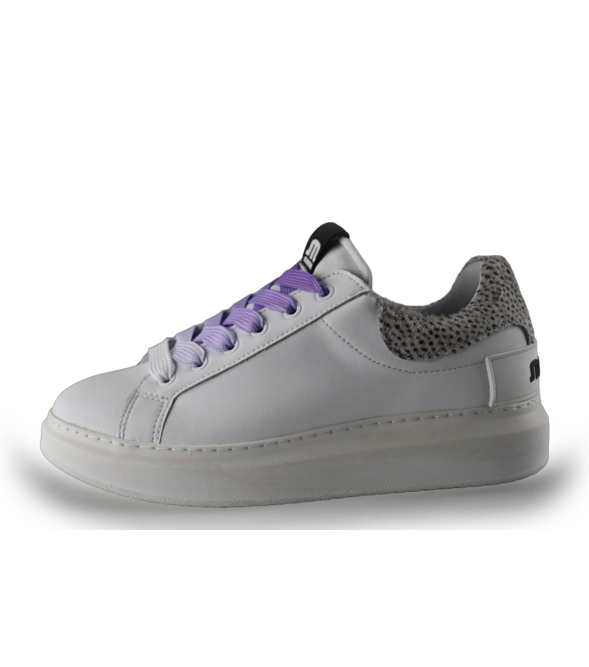 Maruti Sneaker