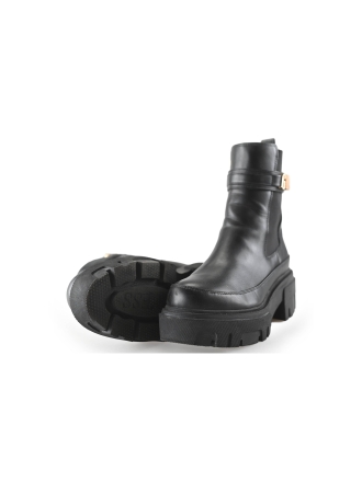 Guess Chelsea boots