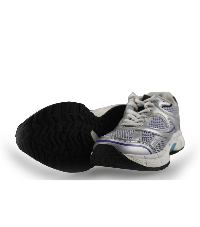 DSTRCT Sneaker