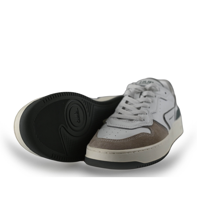 Hub Sneaker