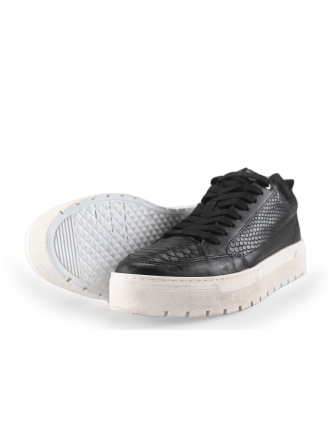 Sub55 Sneaker