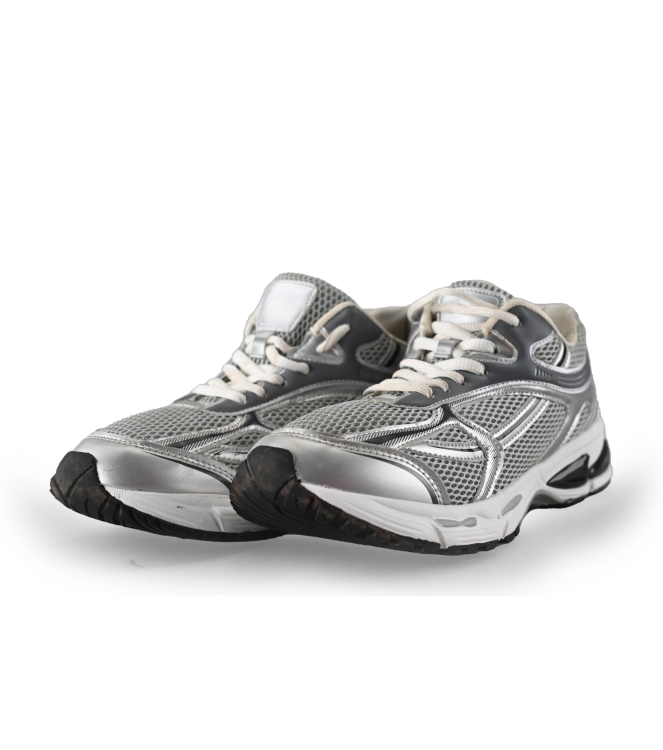 DSTRCT Sneaker