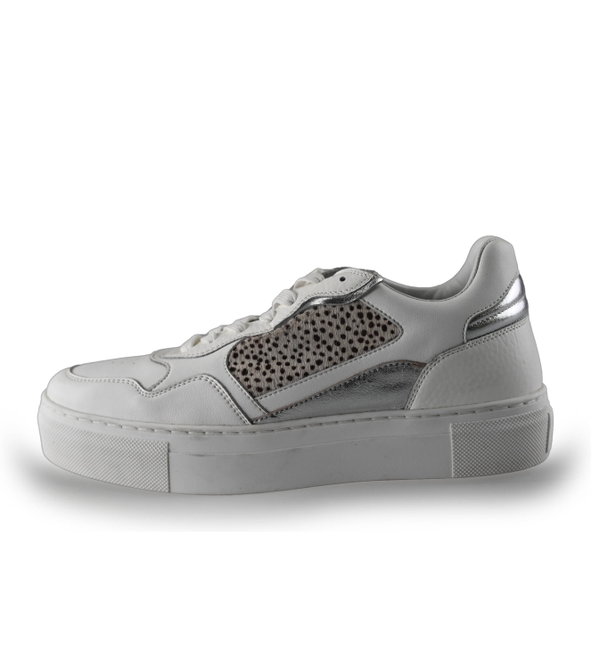 Maruti Sneaker