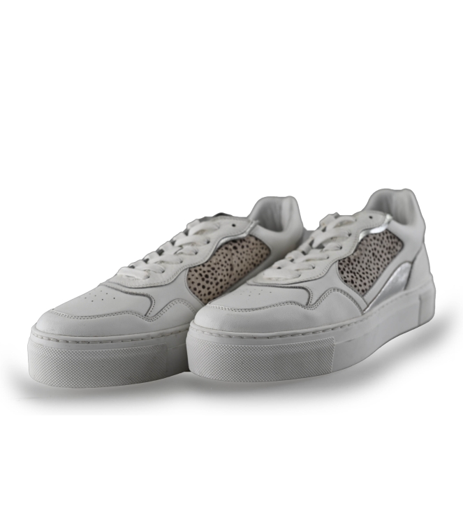 Maruti Sneaker