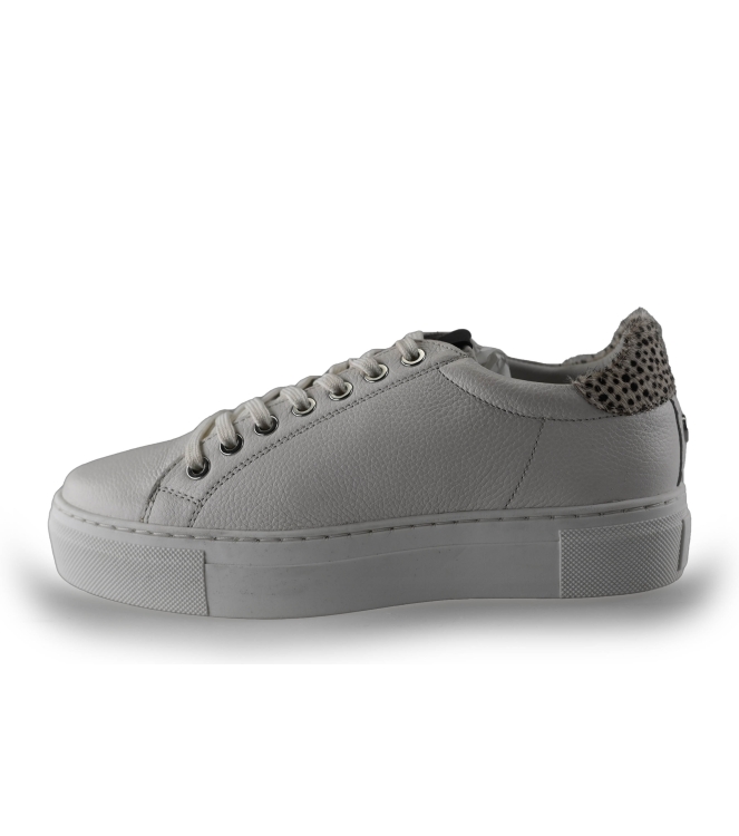 Maruti Sneaker