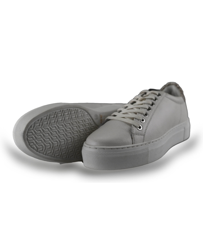 Maruti Sneaker