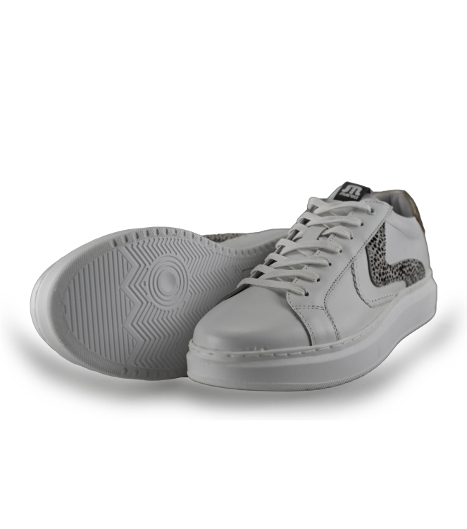Maruti Sneaker