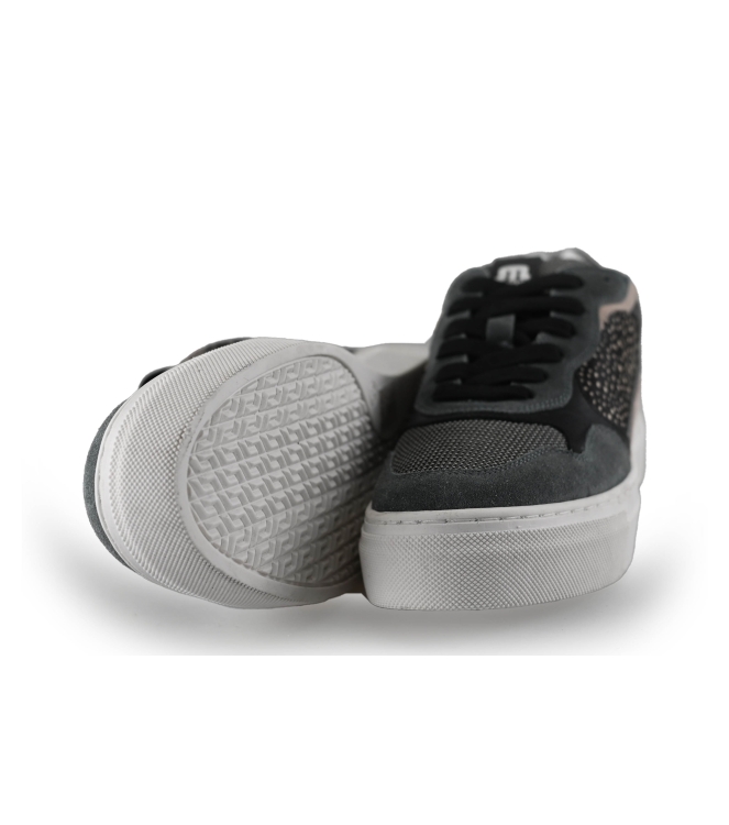 Maruti Sneaker
