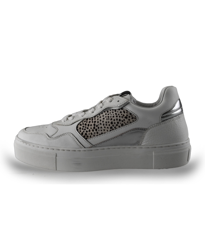 Maruti Sneaker