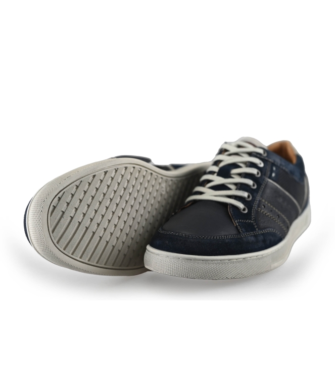 Australian Sneaker