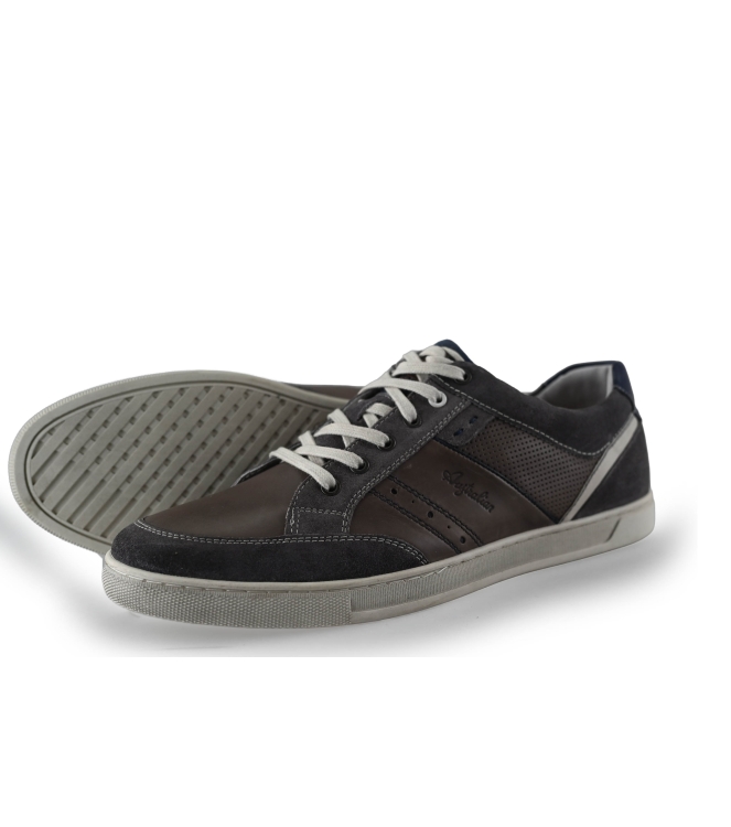 Australian Sneaker