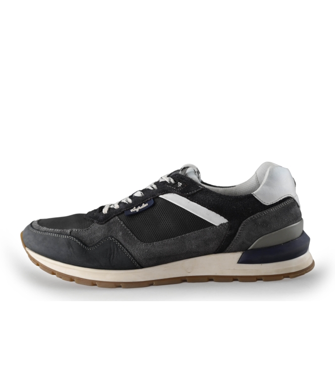 Australian Sneaker