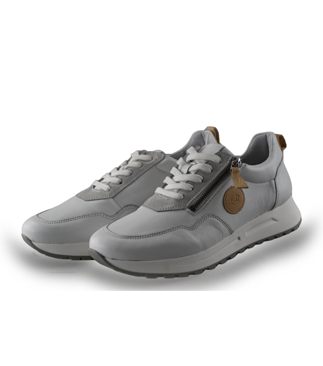 AQA Sneaker