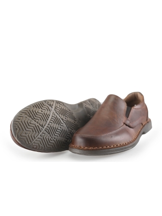 Outfielder Slip-ons