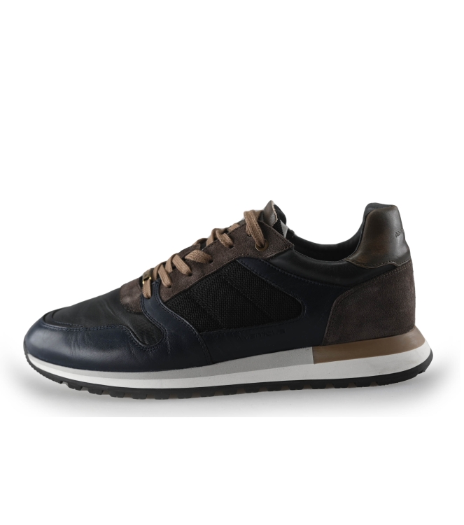 Ambitious Sneaker