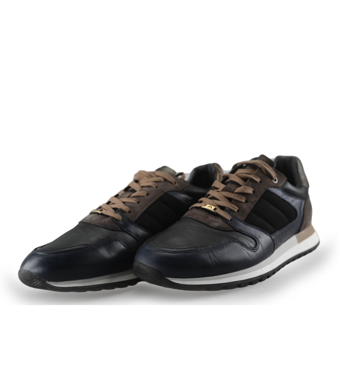 Ambitious Sneaker