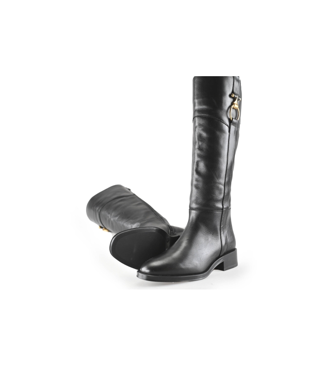 Lina Locchi Stiefel