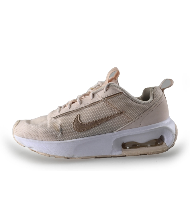 Nike Sneaker