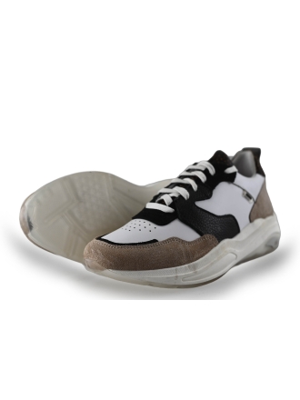 Maruti Sneaker