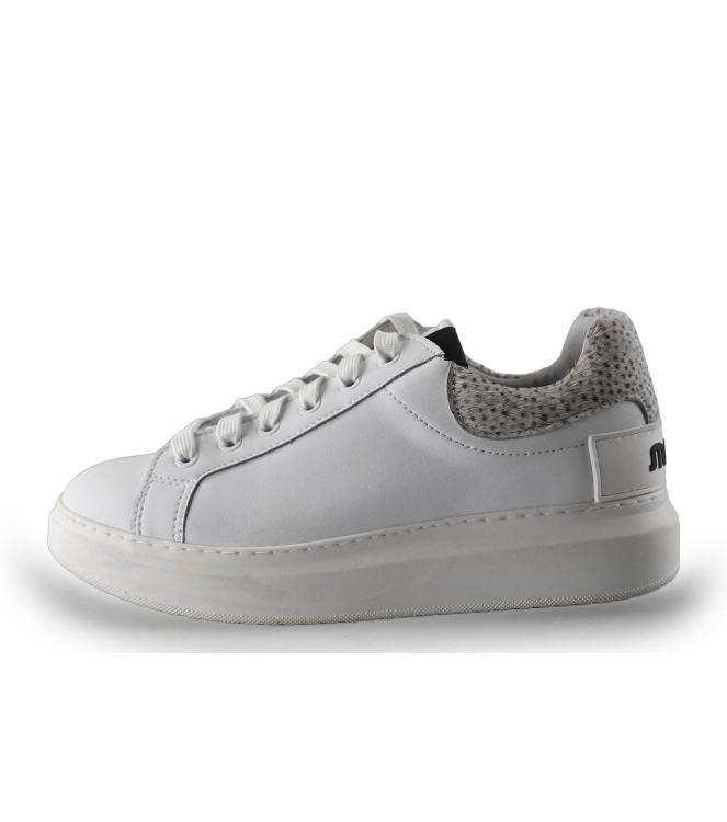Maruti Sneaker