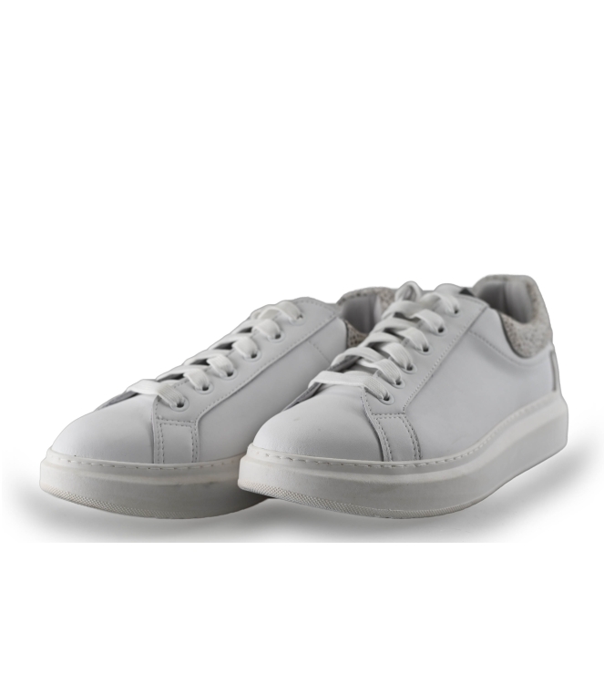 Maruti Sneaker