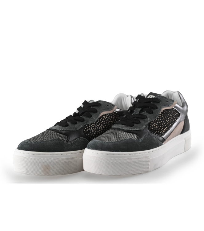 Maruti Sneaker