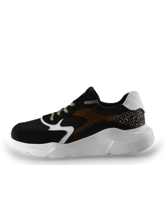 Maruti Sneaker