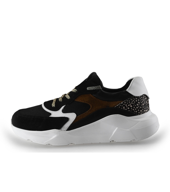 Maruti Sneaker