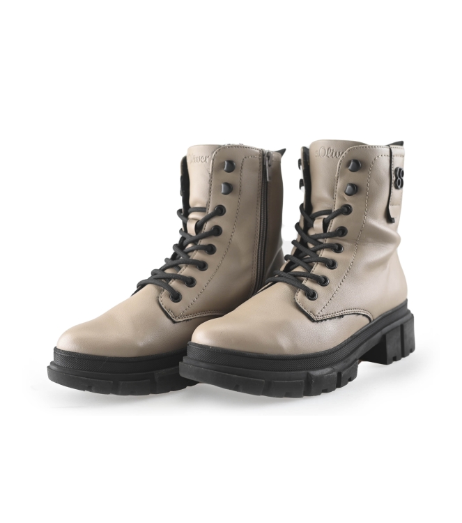 s. Oliver Schnürstiefel