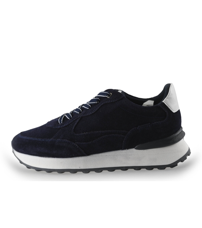 Vertice Sneaker