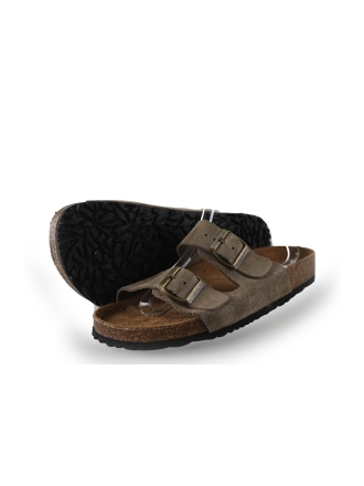 Outfielder Flip-Flops