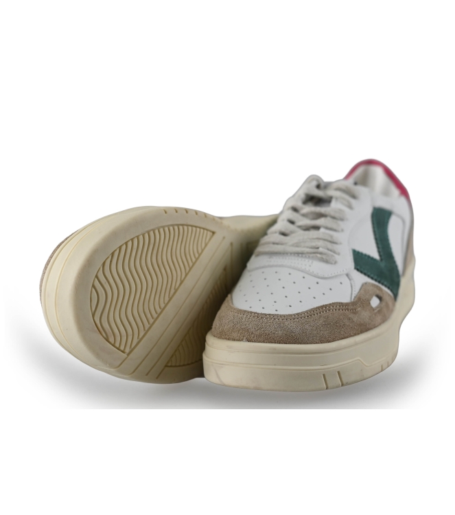 Victoria Sneaker