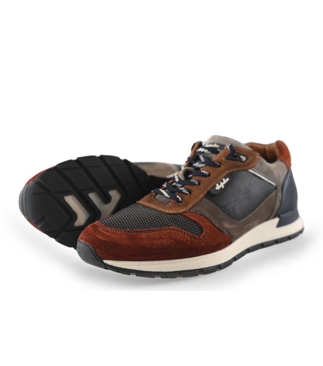 Australian Sneaker
