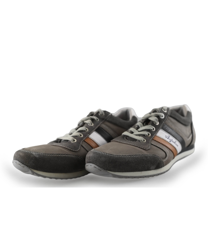 Australian Sneaker
