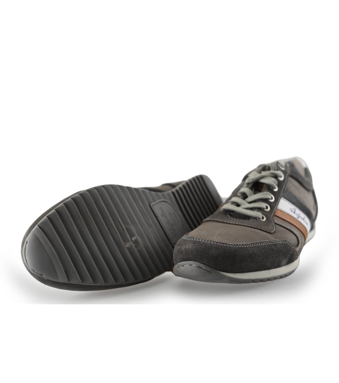 Australian Sneaker
