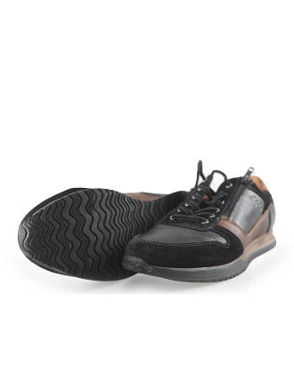 Australian Sneaker