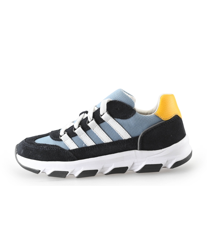 DSTRCT Sneaker
