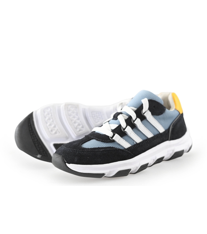 DSTRCT Sneaker