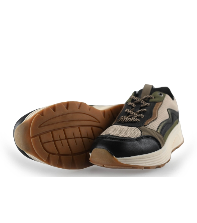 DSTRCT Sneaker