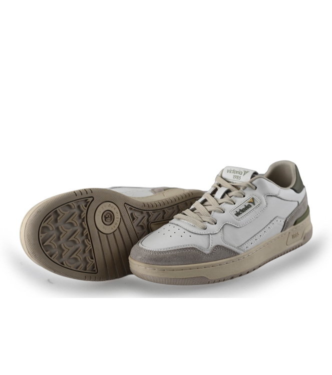 V 1985 Sneaker