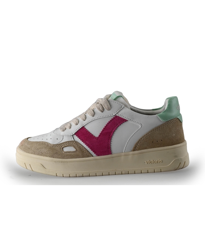 Victoria Sneaker