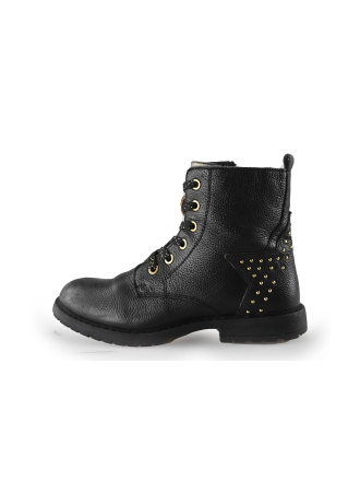 Ikke Schnürstiefel