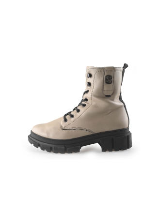 s. Oliver Schnürstiefel