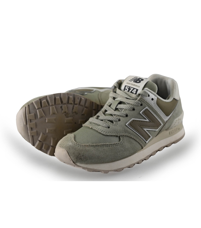 New Balance Sneaker