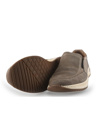 Outfielder Slip-ons
