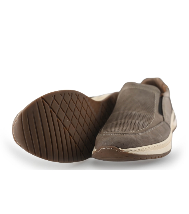Outfielder Slip-ons