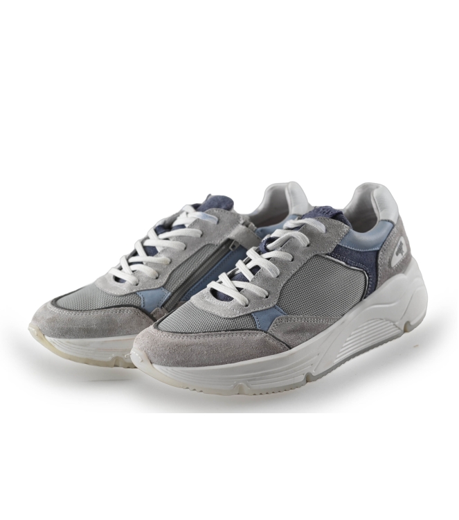 Giga Sneaker