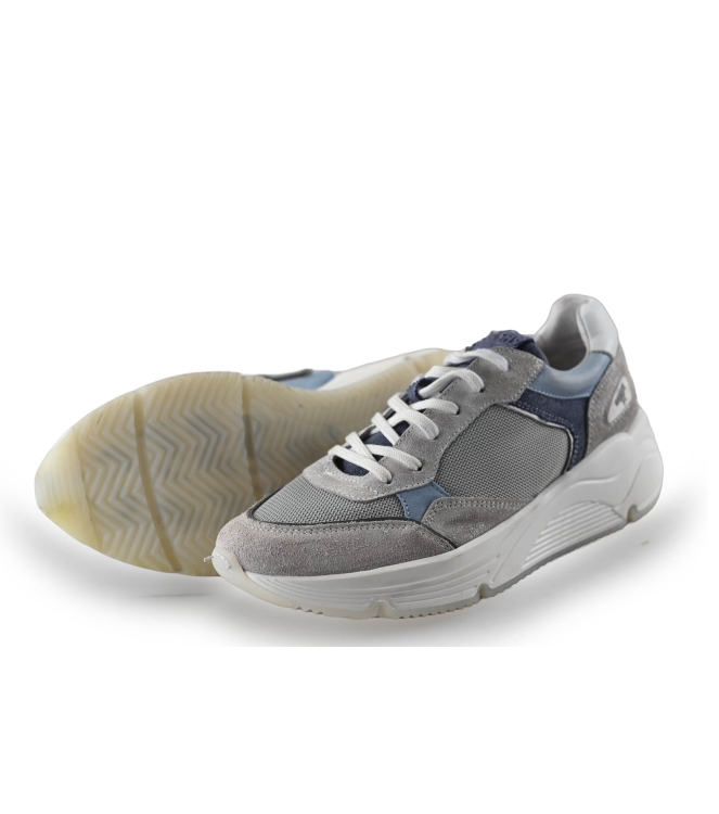 Giga Sneaker