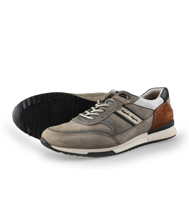 Australian Sneaker